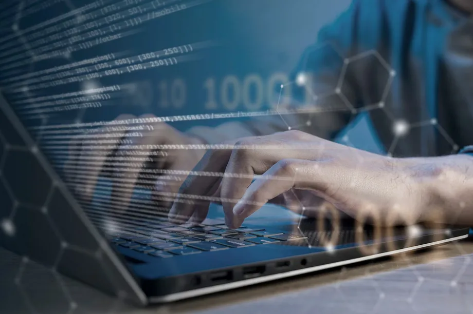 "Нова пошта" повідомила про DDoS-атаку: можливі збої