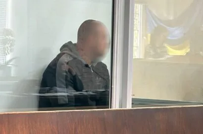 Розслідування справи про платне сприяння незаконному виїзду військовозобов'язаного за кордон