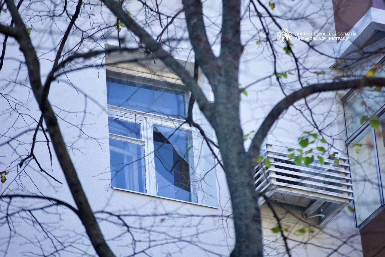 рф атакувала Дніпро загинула людина пошкоджена багатоповерхівка