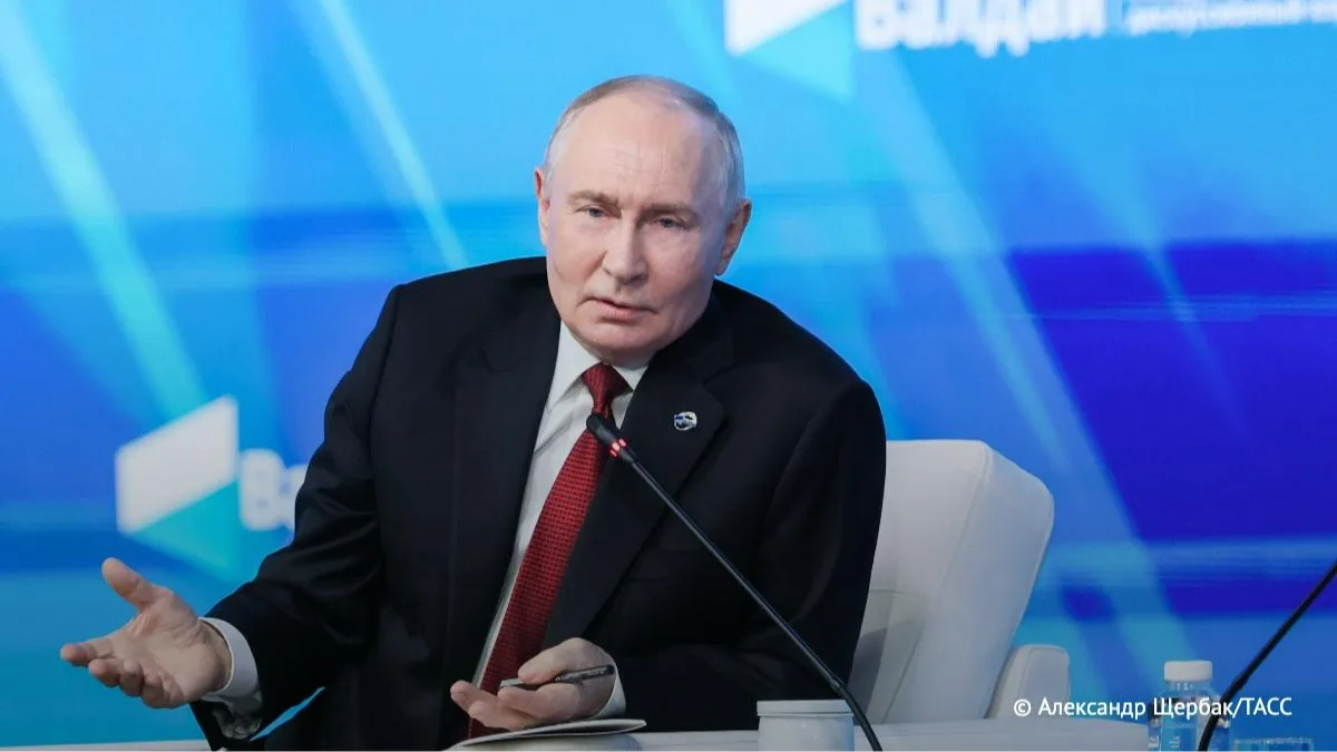 Путін заявив, що пріоритет для нього проблеми РФ, але питаннями окупованих територій теж займуться