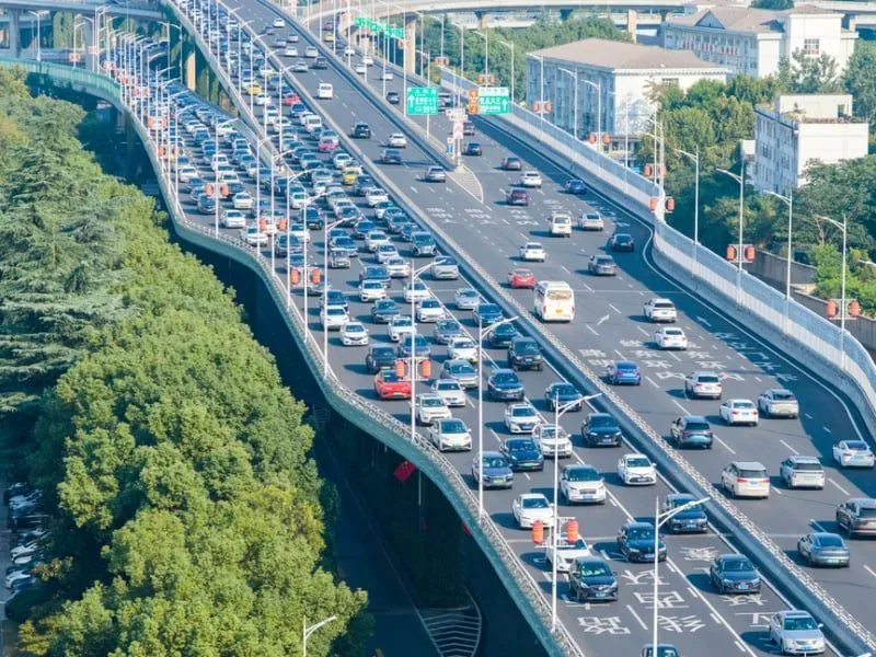 Nio довела: батарейний своп утричі ефективніший за швидку зарядку BYD
