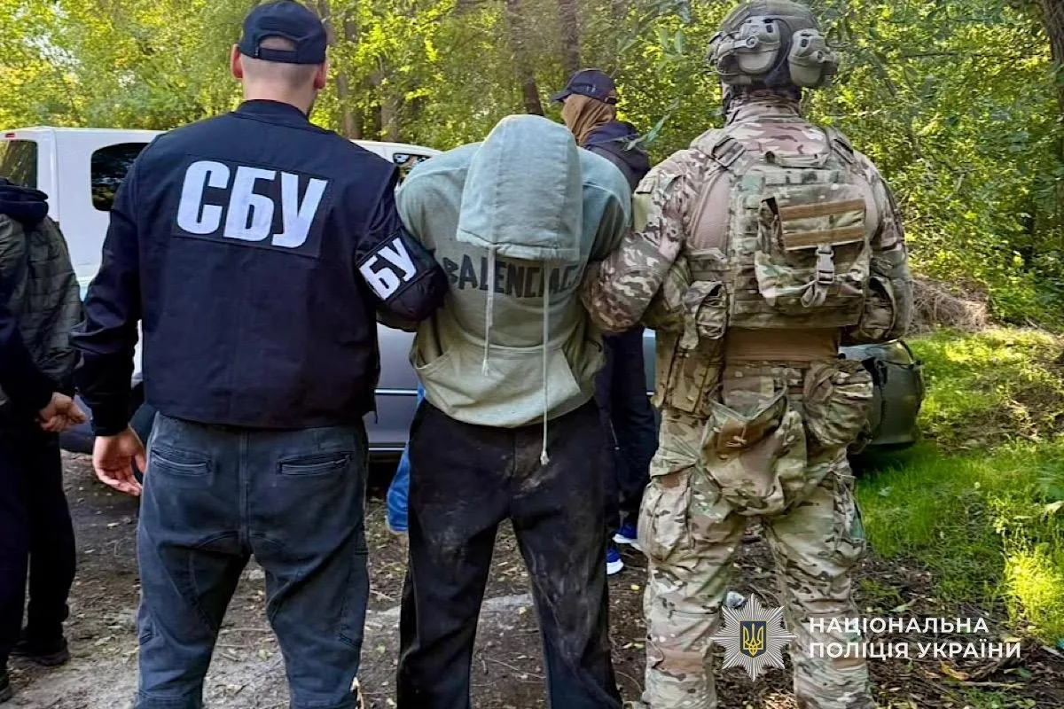 Понад 3,5 тисячі набоїв і шість одиниць зброї: у Дніпрі викрили торговця