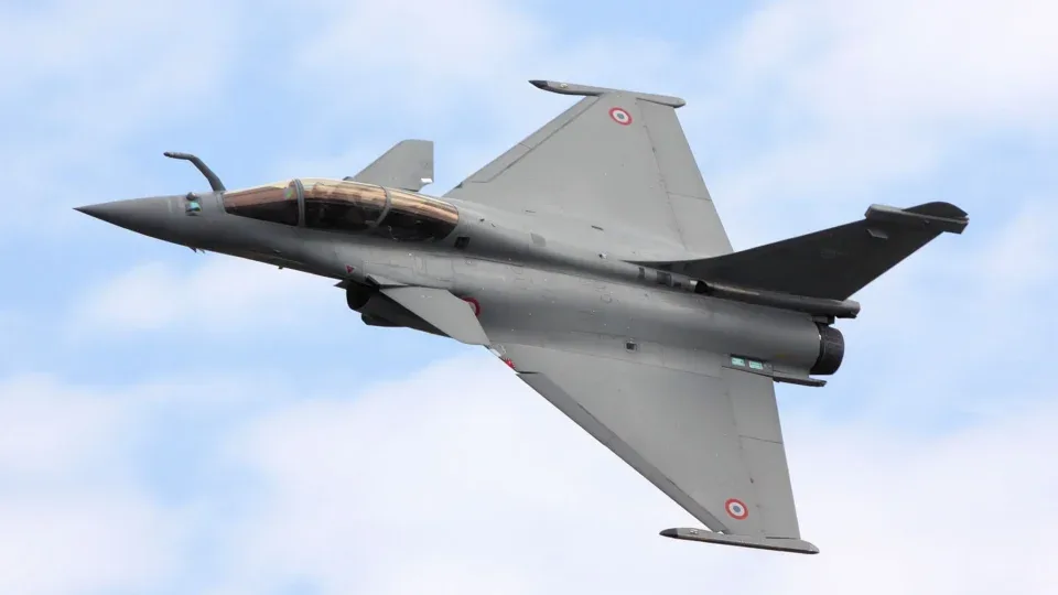 Українські пілоти розпочнуть навчання на винищувачах Rafale у Франції 
