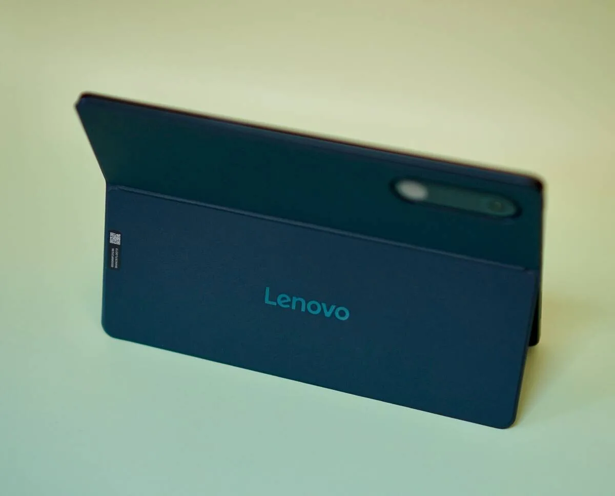 Lenovo випустила в Європі планшет із 4K-екраном і батареєю на 11 000 мА·год