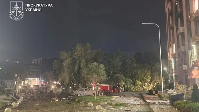 Російська атака на Київ: дрон влучив у ЖК, де мешкає півзахисник Динамо