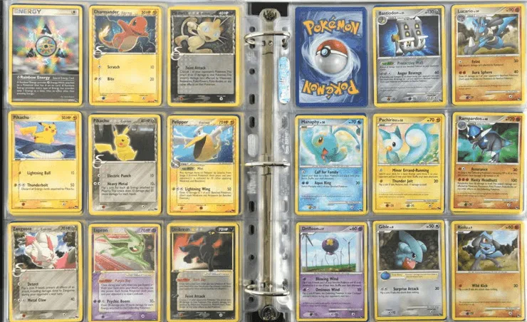 Мужчина случайно узнал, что его карточки Pokémon стоят миллионы