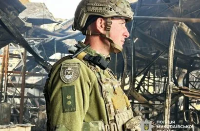 Наслідки російського удару по торговельному центру в Первомайську