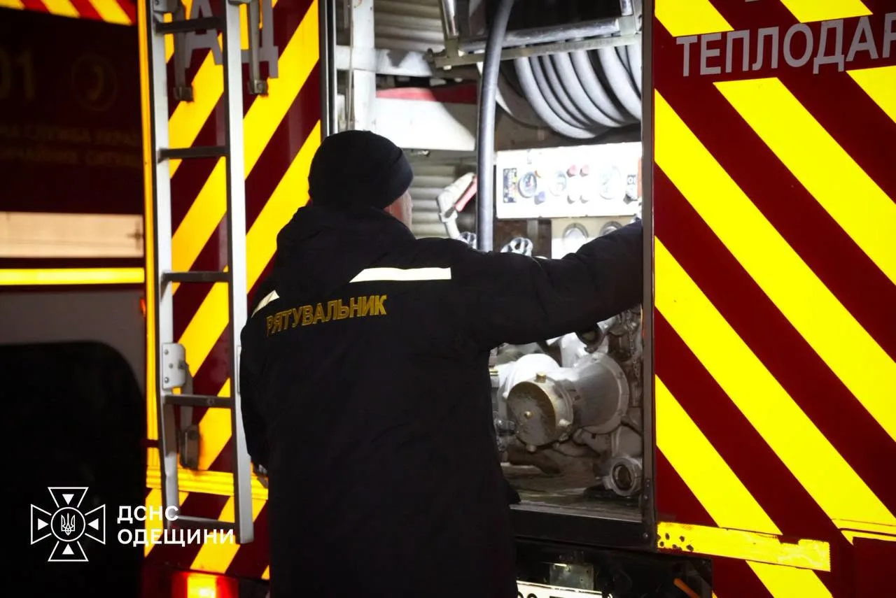 П'ятеро людей постраждали внаслідок російських атак по цивільній інфраструктурі Одещини. Оновлено