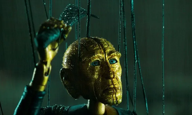 Нитки (Strings) 2004