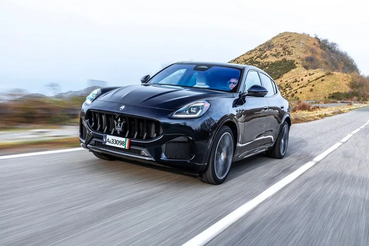 Автомобили Maserati Grecale