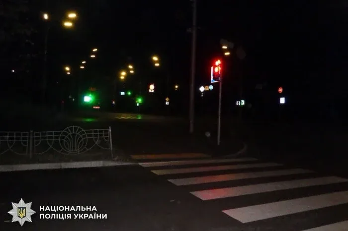 У Дніпровському районі підлітки побили та пограбували перехожого: деталі від поліції