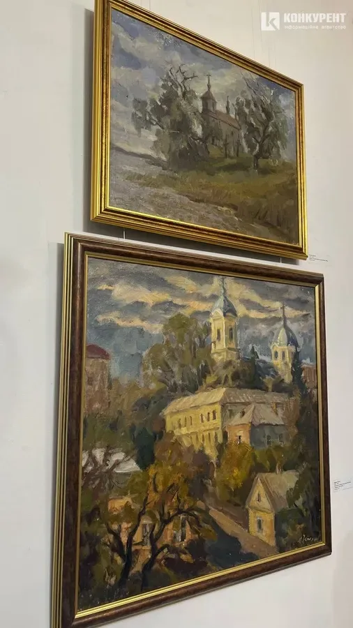 Понад 70 робіт Миколи Черенюка показали на виставці у Луцьку (фото)