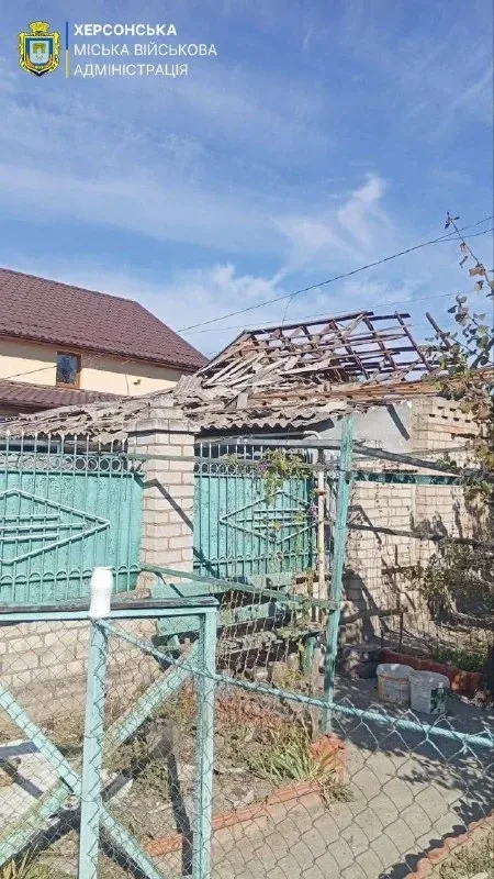 У Корабельному районі Херсона через обстріл пошкоджено приватний будинок