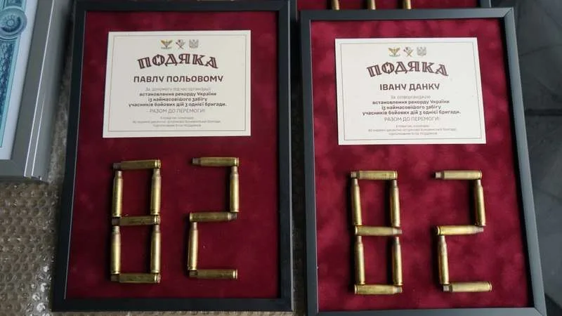 (ФОТО) Понад сотня учасників: у Чернівцях зафіксували рекорд України з масового забігу військових і ветеранів
