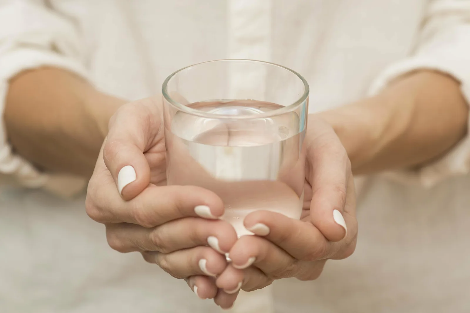 Как выбрать воду для разведения спирта? Как выбрать воду для разведения спирта?