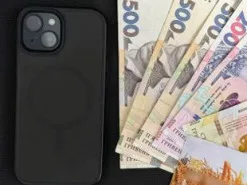 139 тисяч гривень втратила жителька Тернопільщини, повіривши псевдобанкіру
