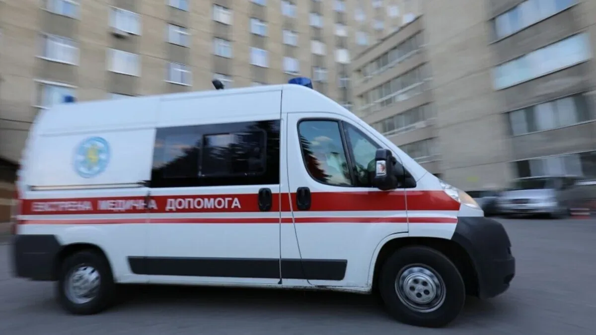 Пораненого уламками дрона у Дублянах чоловіка успішно прооперували у Львові