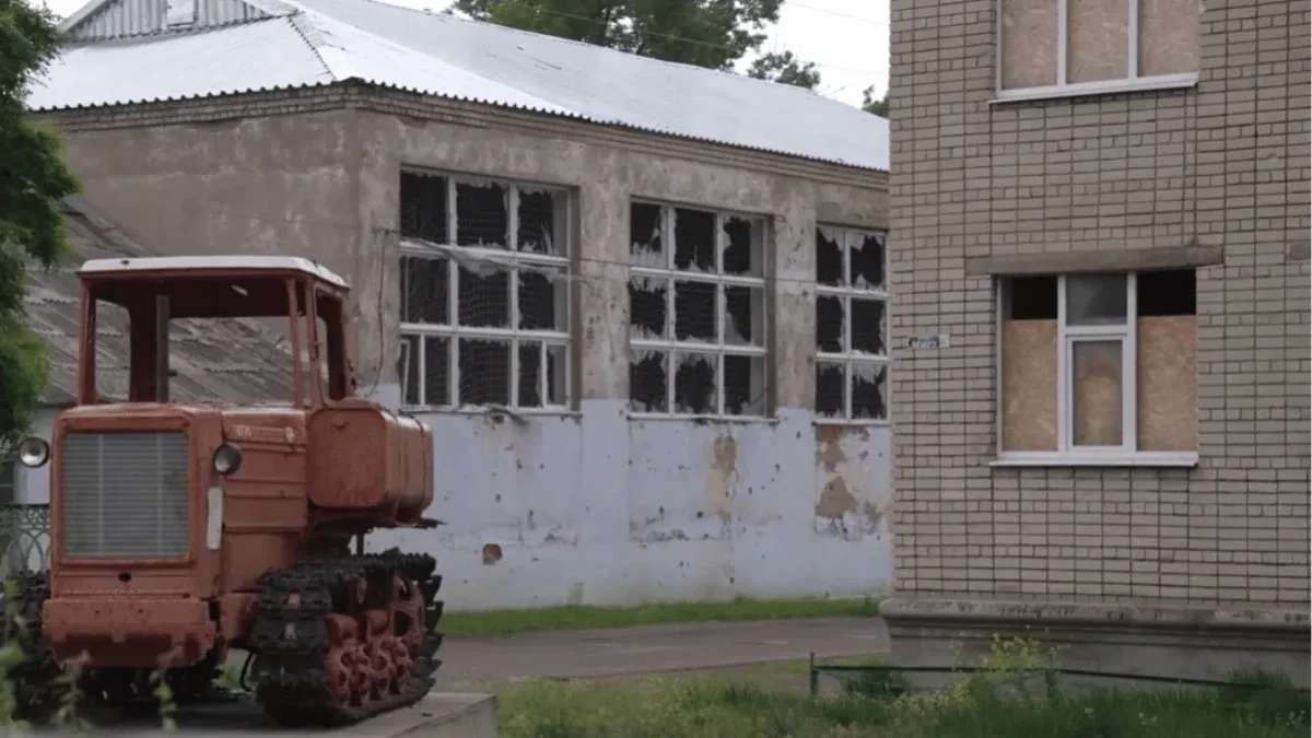 Що з'ясували у Bihus.Info про відбудову шкіл на Херсонщині за сотні мільйонів гривень