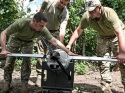 Крила чи коптери: виробники порівняли два основні типи дронів-розвідників