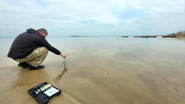 Що приховує вода волинських озер і річок: фахівці перевірили Прип'ять, Світязь і ще чотири озера (фото)