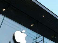 Apple скоротила виробництво деталей для нових iPhone через падіння попиту - ЗМІ