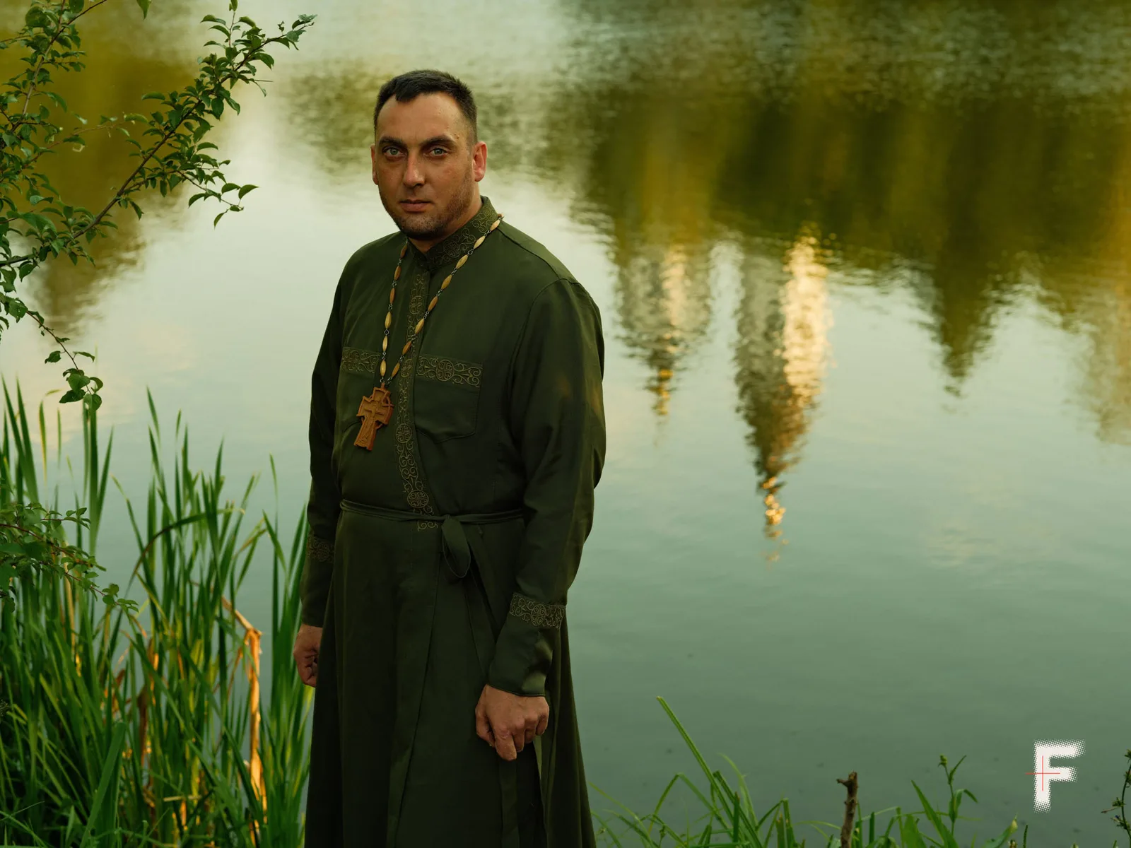 Отець Дмитро Сагатий, капелан і військовий, на Харківщині.