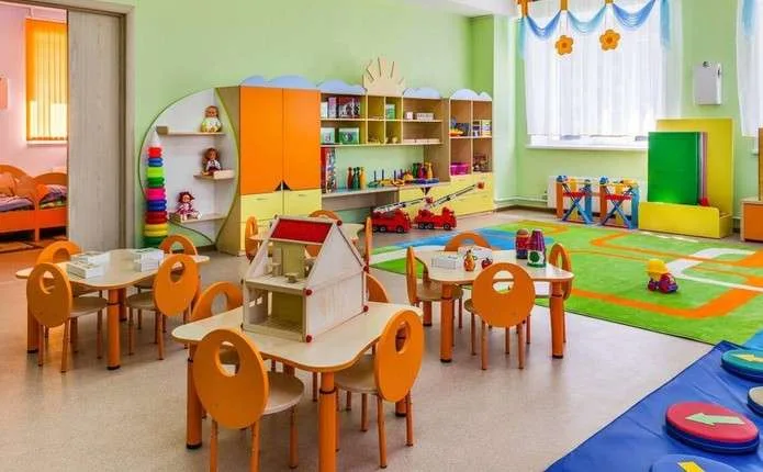 У Чернівцях киянці «пообіцяли» місце для дитини в садочку за 100 доларів