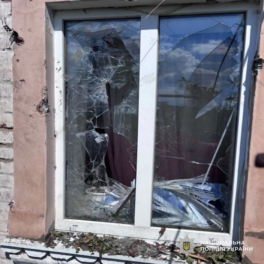 Двоє загиблих і шестеро поранених: поліція показала наслідки російських атак на Дніпропетровщині - 17.10.2026