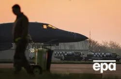 США поспіхом забрали 12 бомбардувальників із Британії. Що відомо про загрозу і чому ЗМІ згадали "Павутину"