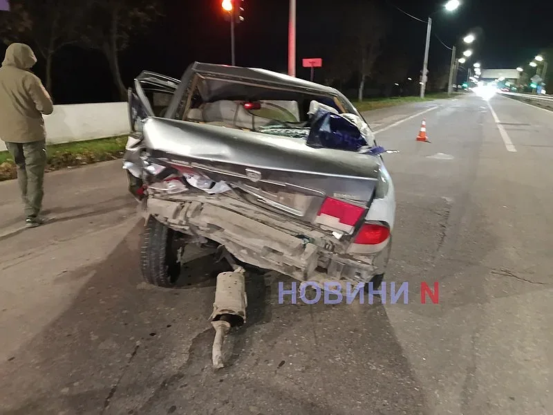 ДТП за участю Mazda 6 та Samand на Богоявленському проспекті в Миколаєві