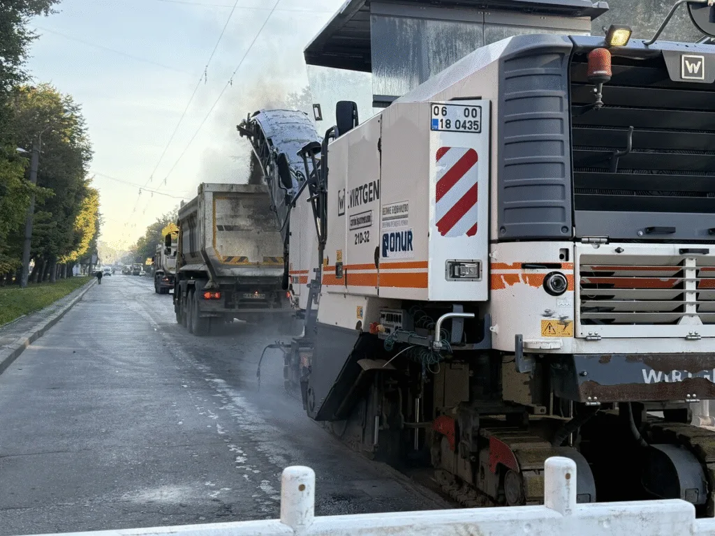 Пункти незламності на Львівщині, локації для плетіння сіток, причини ДТП: головні новини дня - 9