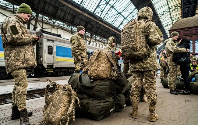Воєнний стан та мобілізацію в Україні знову продовжать: яка нова дата
