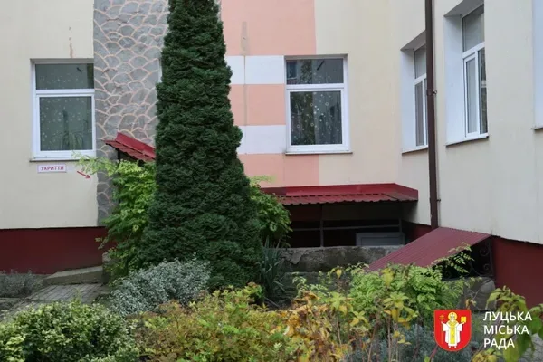 У Луцьку оглянули укриття шкіл і садочків, на які було найбільше скарг (фото)