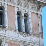 Суд зобов’язав власників готелю «Жорж» у Львові відреставрувати фасад пам’ятки