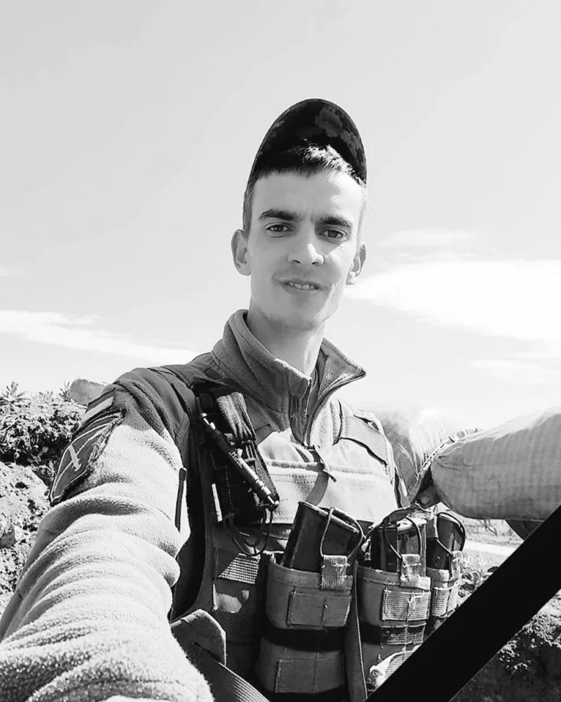 На Львівщині прощаються з дев'ятьма військовими — що про них відомо (фото) - 8