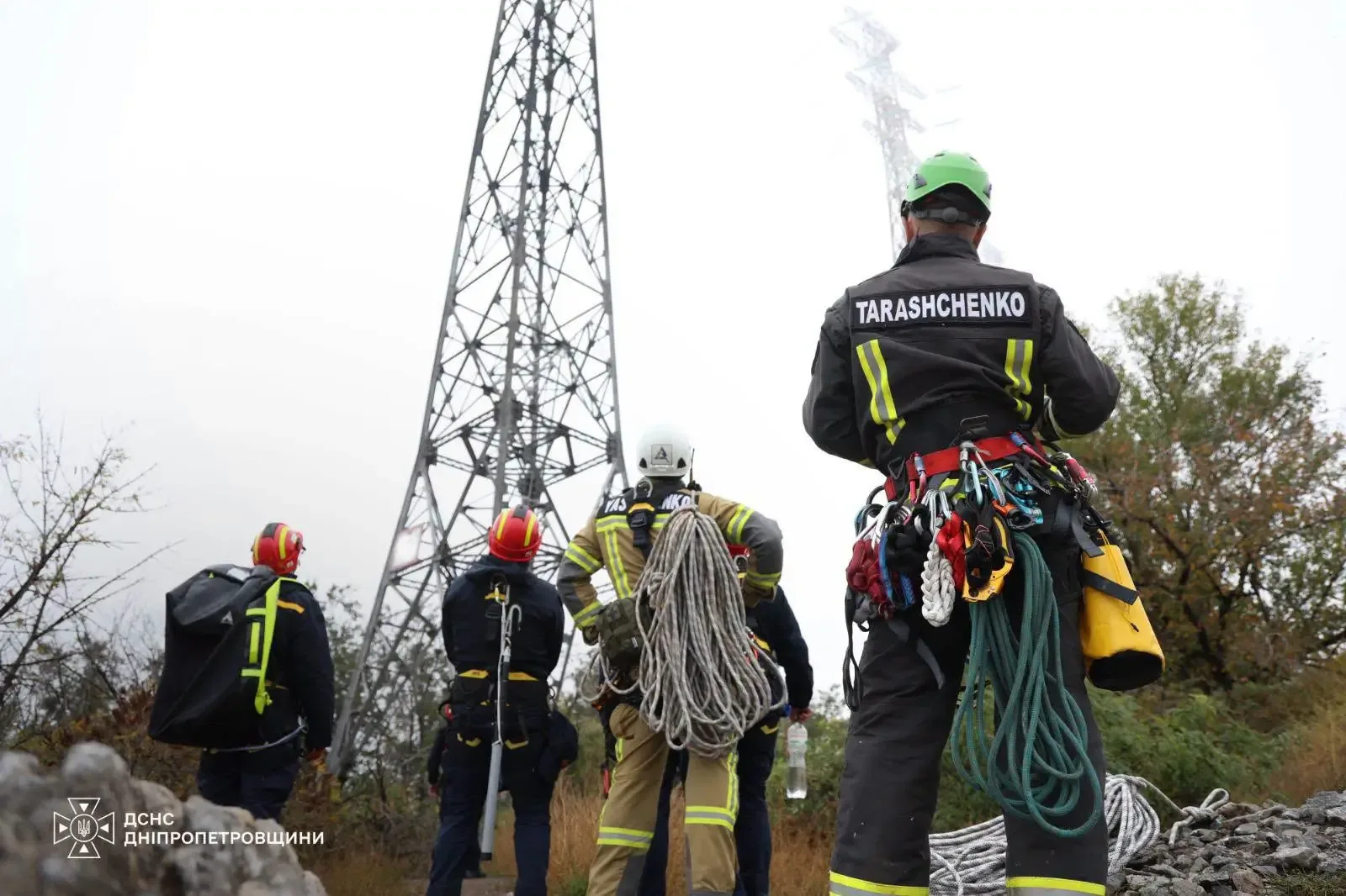 За добу росіяни масовано атакували понад 15 енергооб’єктів в Україні – Зеленський