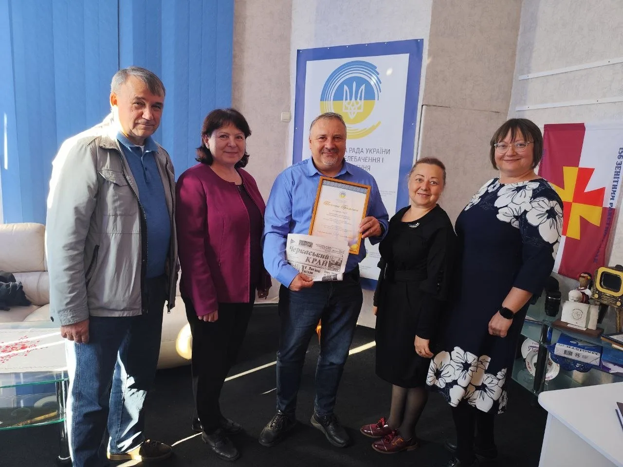 Журналіста “Молодіжки” та “Дзвону”, а нині захисника України, відзначила Нацрада за розвиток сфери медіа