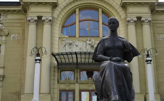 Стало відомо, коли відбудеться фестиваль комедій «Золоті оплески Буковини»
