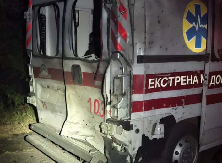 На Сумщині російський дрон атакував швидку: поранені водій і парамедик
