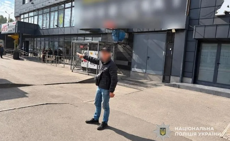 У Дніпрі чоловік обікрав магазин