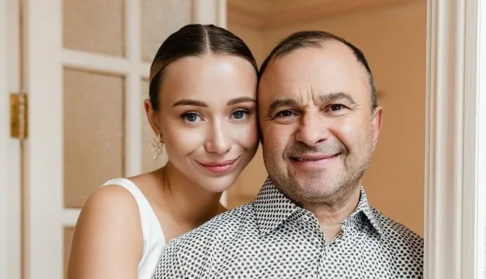 "Я дуже злякалася": дружина Віктора Павліка повідомила про ускладнення після операції артиста