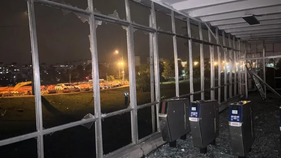Ворог вдарив 16 балістичними ракетами по Києву та області. Партнери не попередили 