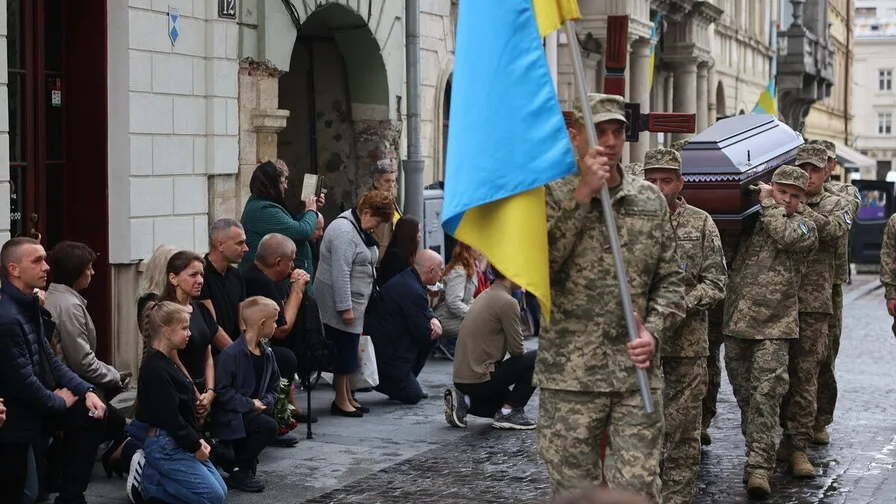 Назар Васильчук, Володимир Ільків. 2 жовтня Львів прощатиметься з військовими