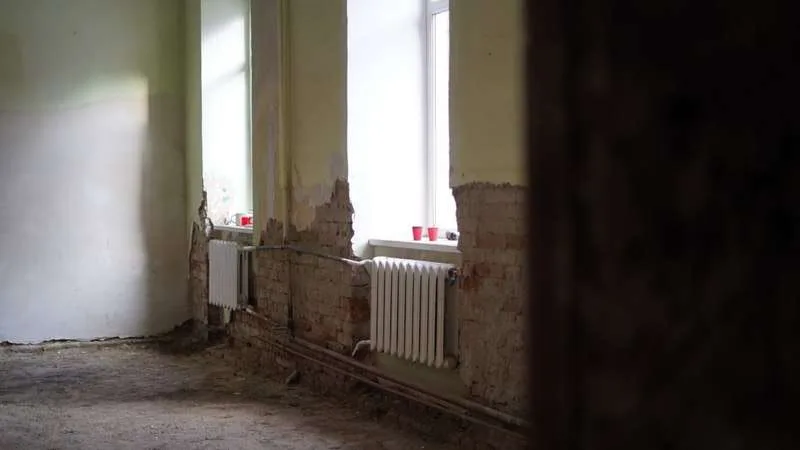 Про ремонт у Чернівецькому ліцеї №1: батьки скаржаться, місто пояснює, що насправді відбувається