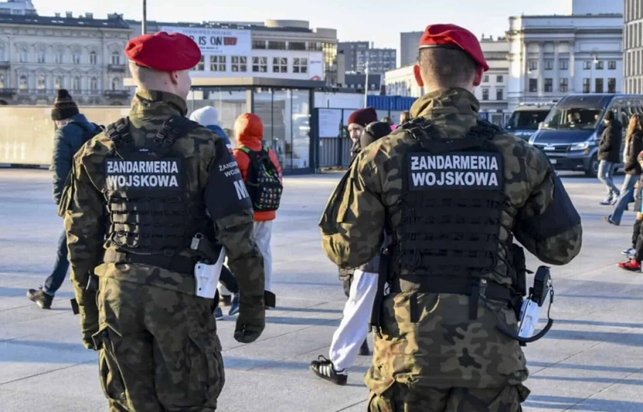 Военный дрон НАТО упал в Польше: выяснилось, кому принадлежит аппарат и каковы последствия