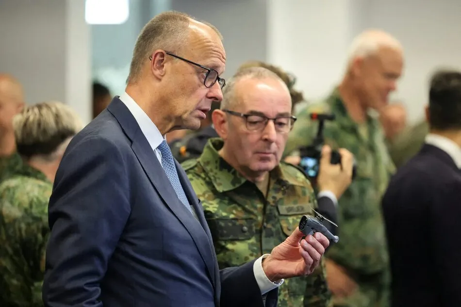 Мерц попередив про нові гібридні атаки росії та пообіцяв підтримку Україні