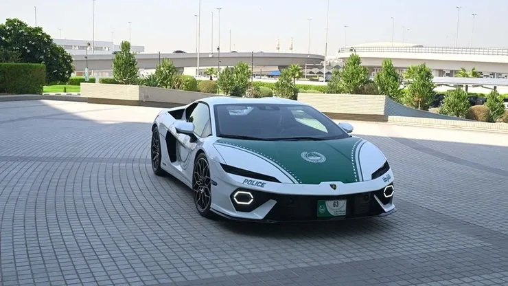Автомобиль Lamborghini Temerario