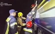 Во Львове дизель-поезд столкнулся с электровозом