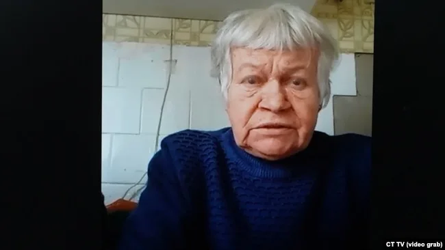 Алла каже, що її родина все літо змогла протриматися на овочах і фруктах із власного городу