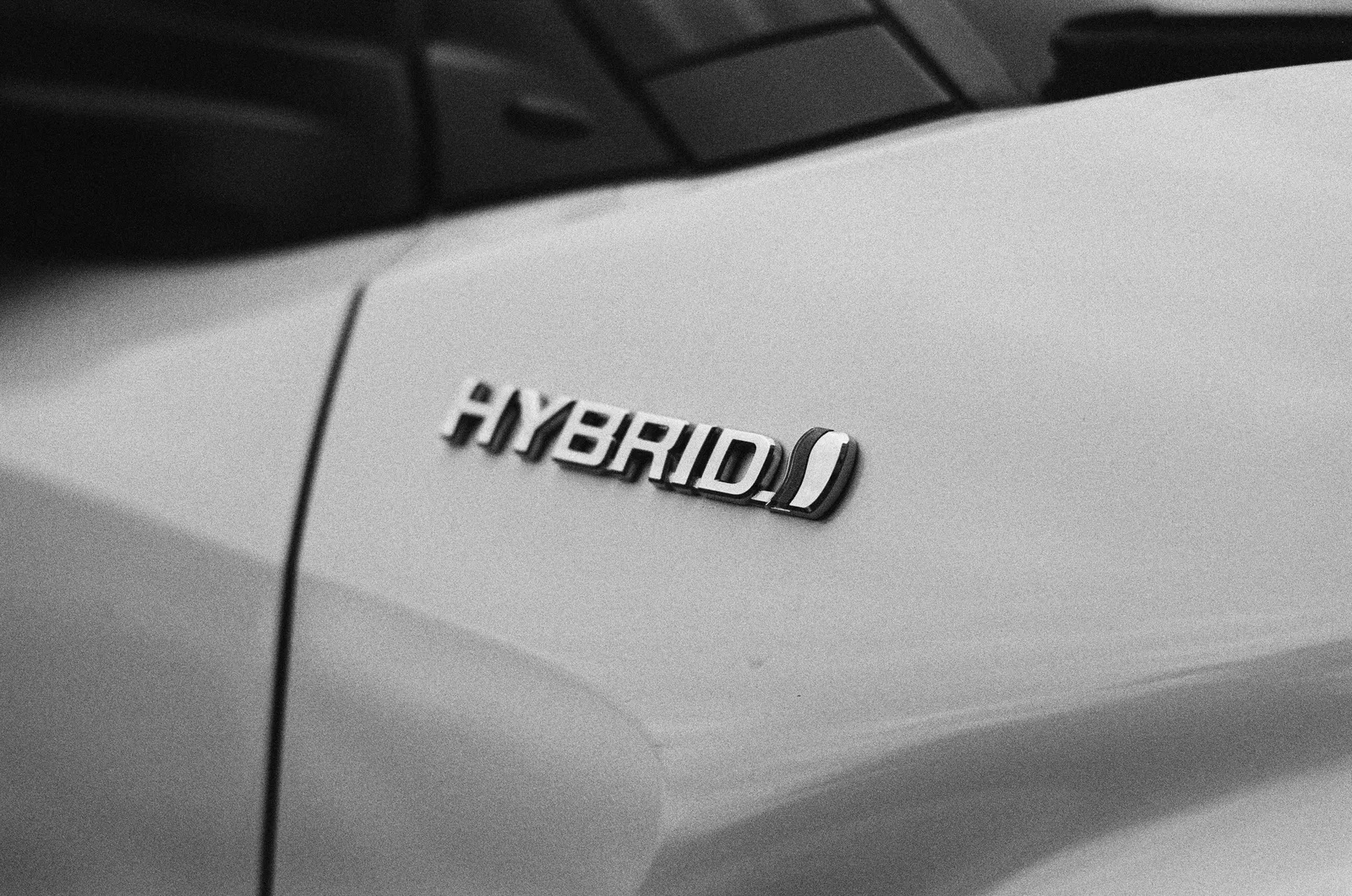 ЄС обмежить імпорт китайських гібридних автомобілів до 350 тисяч на рік